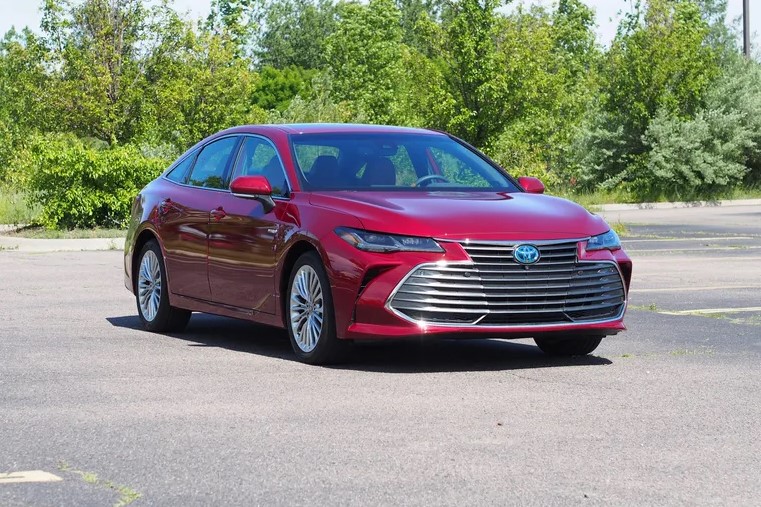 New 2026 Toyota Avalon Hybrid Price