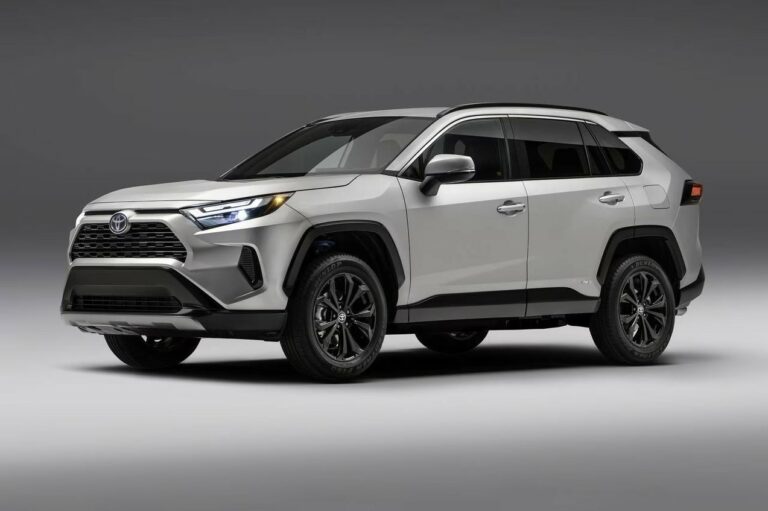 New 2026 Toyota RAV4 Hybrid Review